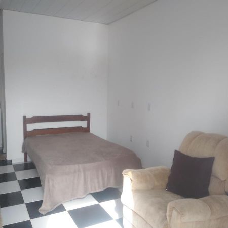 Quarto Individual Independente Lado Praca Central De Chapada Appartement Chapada dos Guimarães Buitenkant foto